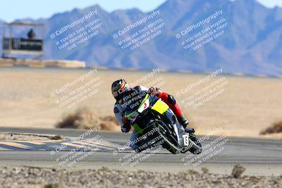 media/Jan-08-2022-SoCal Trackdays (Sat) [[1ec2777125]]/Turn 4 (1145am)/